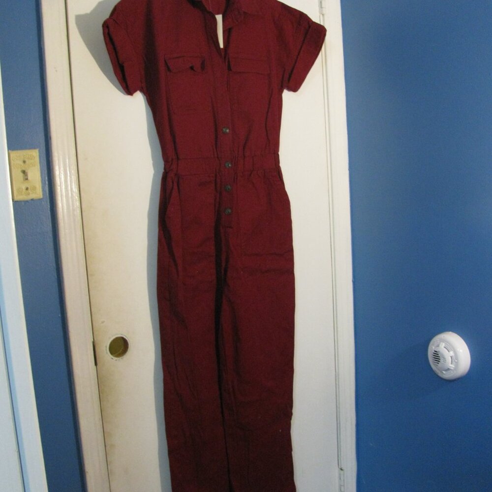 Universal Threads Jumpsuit Size 4 NWT $40 Red Pockets Button Up Cropped - Picture 4 of 6
